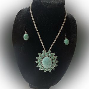 Silver turquoise necklace with matching earrings
